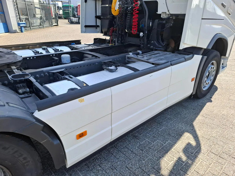 Cabeza tractora Volvo FH4-460 / VEB+ / DOUBLE TANK / FRIDGE / AUTOMATIC / EURO-6 / 2018: foto 9