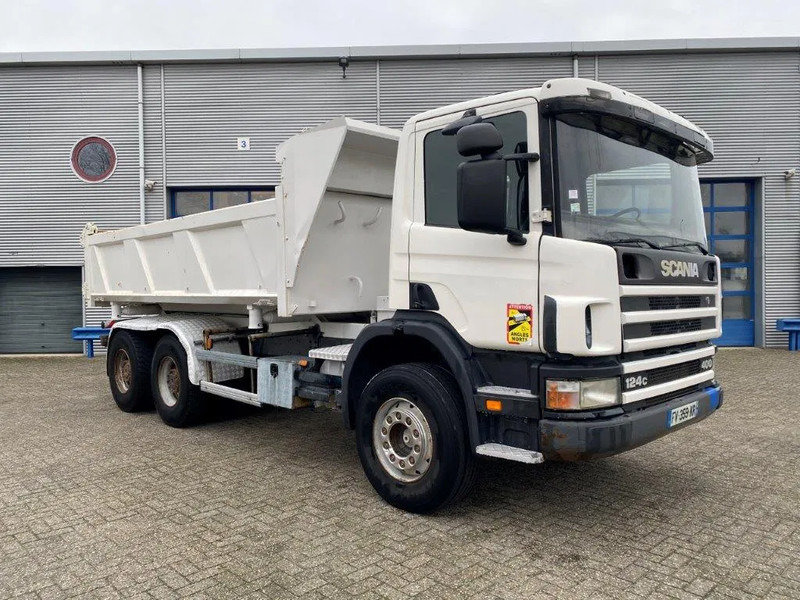 Scania 124-400 / 6X4 / RETARDER / BIG AXLE / FULL STEEL / 2SIDE TIPPER / OLD TACHO / AIRCO / MANUAL / EURO-2 / 2000 - Camión volquete: foto 5 Scania 124-400 / 6X4 / RETARDER / BIG AXLE / FULL STEEL / 2SIDE TIPPER / OLD TACHO / AIRCO / MANUAL / EURO-2 / 2000 - Camión volquete: foto 5