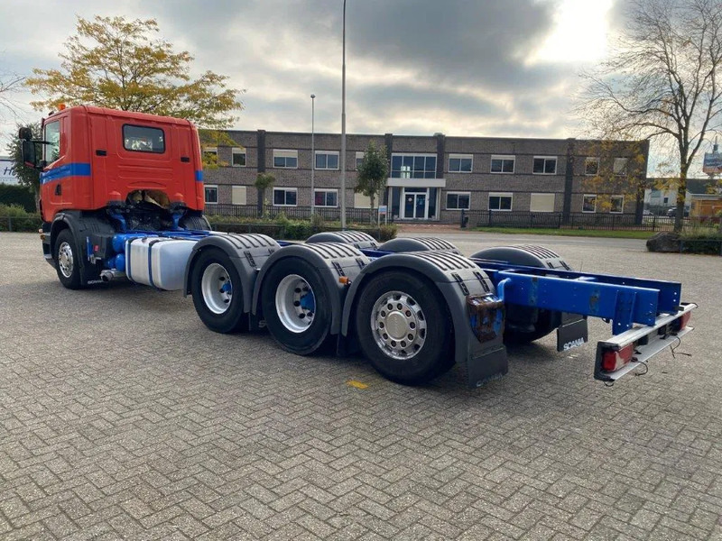 Scania G400 / 8X4 / 9TON FRONT AXLE / PTO / LIFT+LENKACHSE / ALCOA'S / AIRCO / MANUAL / EURO-5 / 2011 - Camión chasis: foto 3 Scania G400 / 8X4 / 9TON FRONT AXLE / PTO / LIFT+LENKACHSE / ALCOA'S / AIRCO / MANUAL / EURO-5 / 2011 - Camión chasis: foto 3