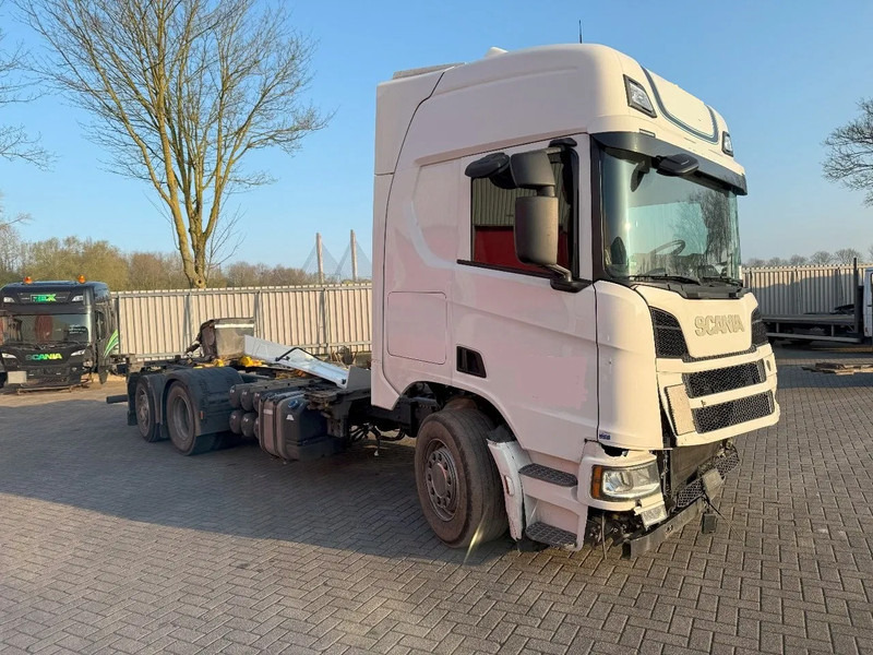 Scania NGS R450 / RETARDER / 6X2 / LIFT+LENKASCHE / GERMAN TRUCK / FULL AIR / 476439 KM / AUTOMATIC / EURO-6 / 2022 - Camión portacontenedore/ Intercambiable: foto 2 Scania NGS R450 / RETARDER / 6X2 / LIFT+LENKASCHE / GERMAN TRUCK / FULL AIR / 476439 KM / AUTOMATIC / EURO-6 / 2022 - Camión portacontenedore/ Intercambiable: foto 2