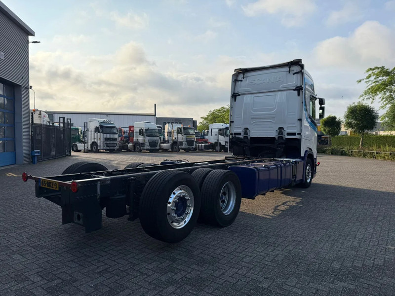 Scania NGS S500 / NL TRUCK / TUV:11-03-2026 / PARKCOOL / DOUBLE TANK / LEATHER / ALCOA / AUTOMATIC / EURO-6 / 2018 - Camión chasis: foto 5 Scania NGS S500 / NL TRUCK / TUV:11-03-2026 / PARKCOOL / DOUBLE TANK / LEATHER / ALCOA / AUTOMATIC / EURO-6 / 2018 - Camión chasis: foto 5