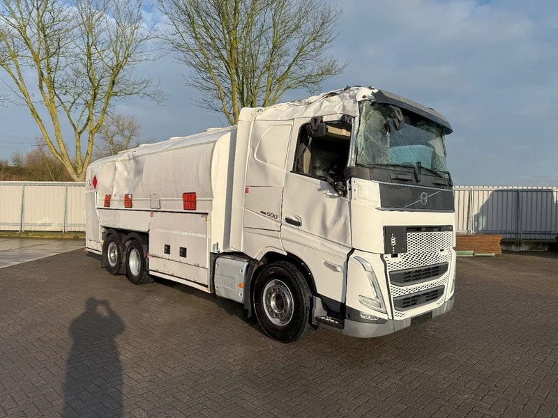 Volvo FH5-500 6X2 / ENGINE RUNNING / LIFT+LENKACHSE / FULL AIR / ADR / EUROTANK / 9-TON FRONT AXLE / I-SAVE / EURO-6 / 2022 - Camión cisterna: foto 2 Volvo FH5-500 6X2 / ENGINE RUNNING / LIFT+LENKACHSE / FULL AIR / ADR / EUROTANK / 9-TON FRONT AXLE / I-SAVE / EURO-6 / 2022 - Camión cisterna: foto 2
