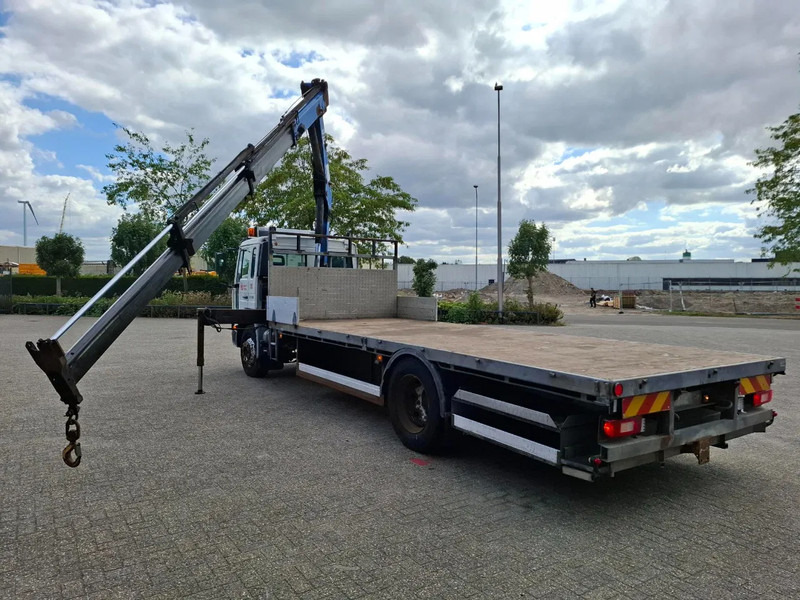 Volvo FL6-220 / HMF 910 / REMOTE / ONLY:493620 KM / AIRCO / FULL-AIR / MANUAL / EURO-3 / 2003 - Camión grúa: foto 3 Volvo FL6-220 / HMF 910 / REMOTE / ONLY:493620 KM / AIRCO / FULL-AIR / MANUAL / EURO-3 / 2003 - Camión grúa: foto 3