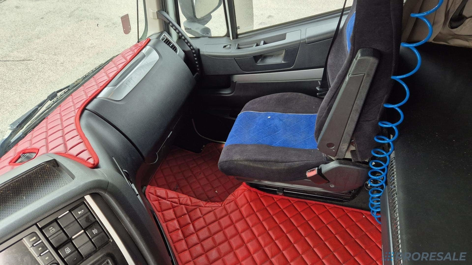 IVECO STRALIS AS440/48T LOW DECK EURO 6 - Cabeza tractora: foto 5 IVECO STRALIS AS440/48T LOW DECK EURO 6 - Cabeza tractora: foto 5