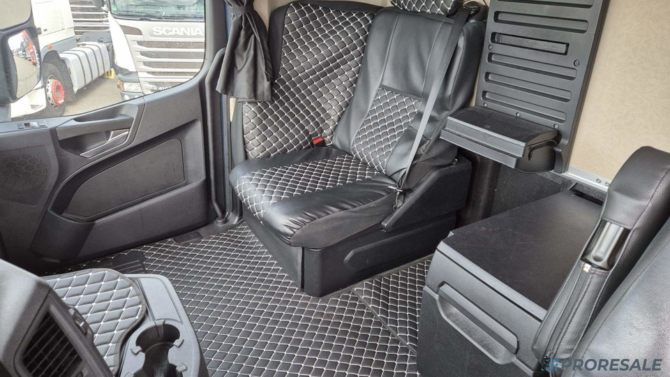 MERCEDES-BENZ ACTROS 1848 LSRL GIGA SPACE EURO 6 - Cabeza tractora: foto 5 MERCEDES-BENZ ACTROS 1848 LSRL GIGA SPACE EURO 6 - Cabeza tractora: foto 5