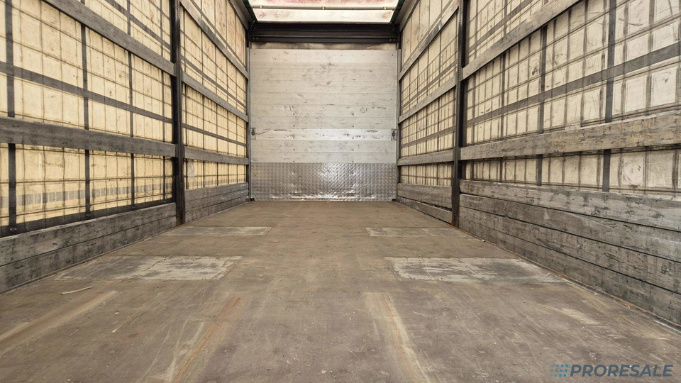 DAF XF 410 FAR SC EURO 6 - velkoobjemová souprava - prodejné jen s přívěsem SCHWARZMÜLLER TPA 2/E - cena je za celou soupravu - Camión lona: foto 5 DAF XF 410 FAR SC EURO 6 - velkoobjemová souprava - prodejné jen s přívěsem SCHWARZMÜLLER TPA 2/E - cena je za celou soupravu - Camión lona: foto 5