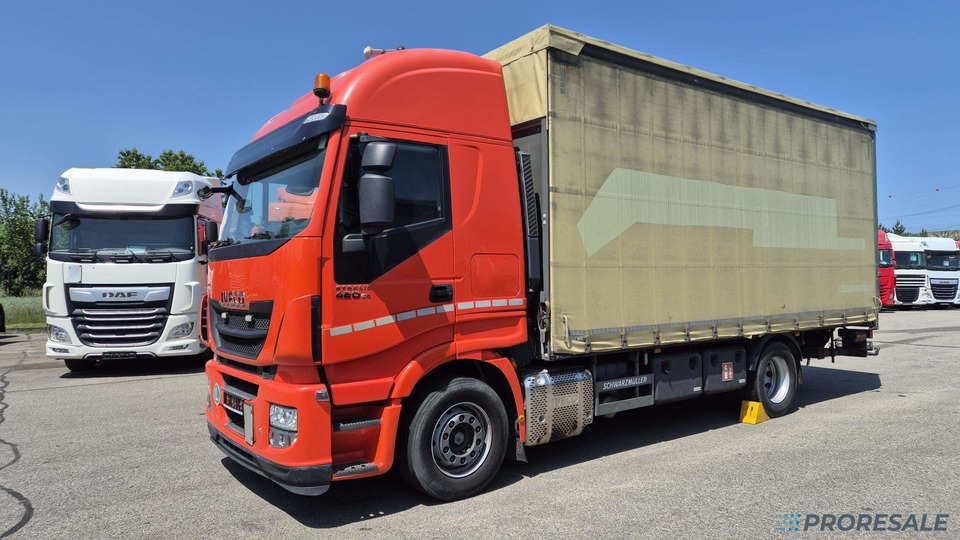 IVECO STRALIS AS 190S42 EURO 6 - valník s plachtou + hydraulické čelo - Camión lona: foto 2 IVECO STRALIS AS 190S42 EURO 6 - valník s plachtou + hydraulické čelo - Camión lona: foto 2