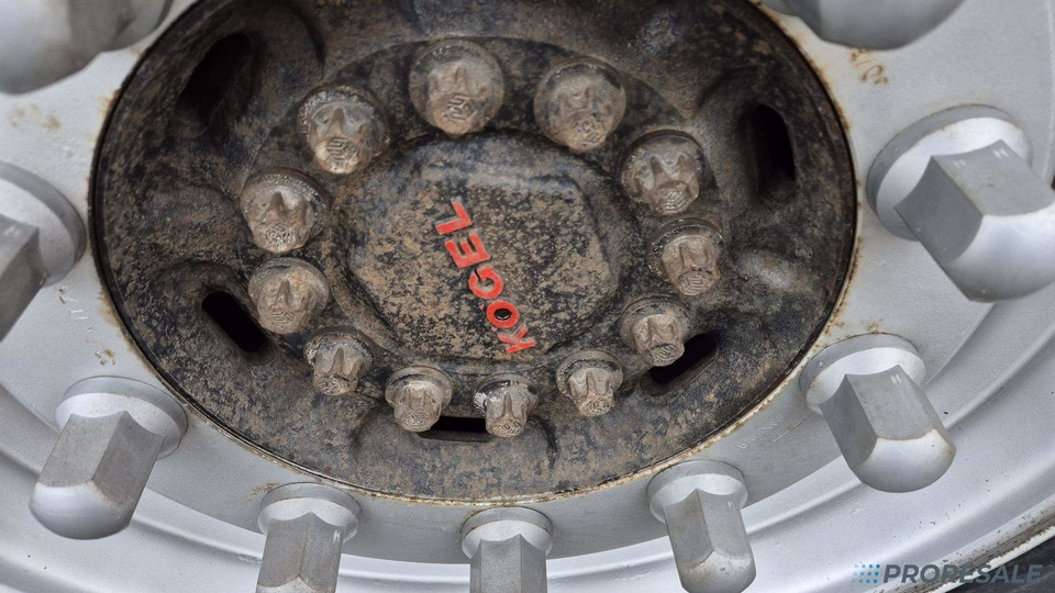 KÖGEL SN 24 CARGO - nové brzdy - Semirremolque lona: foto 5 KÖGEL SN 24 CARGO - nové brzdy - Semirremolque lona: foto 5