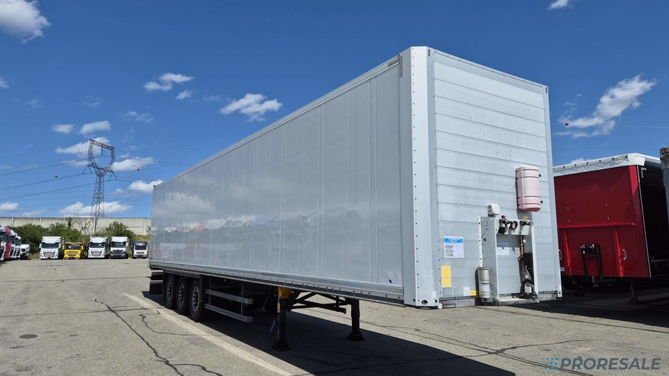 SCHMITZ SKO 24/L - 13.62 skříňový - dvojitá podlaha - Semirremolque caja cerrada: foto 1 SCHMITZ SKO 24/L - 13.62 skříňový - dvojitá podlaha - Semirremolque caja cerrada: foto 1