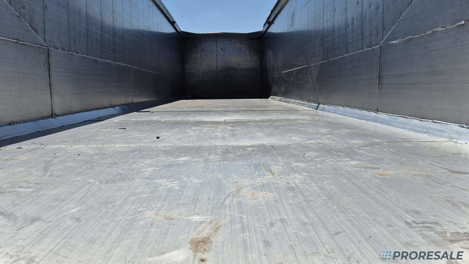 SCHWARZMÜLLER KIS 3/E - sklápěč 50 m3 - Fe / Al - Semirremolque volquete: foto 4 SCHWARZMÜLLER KIS 3/E - sklápěč 50 m3 - Fe / Al - Semirremolque volquete: foto 4