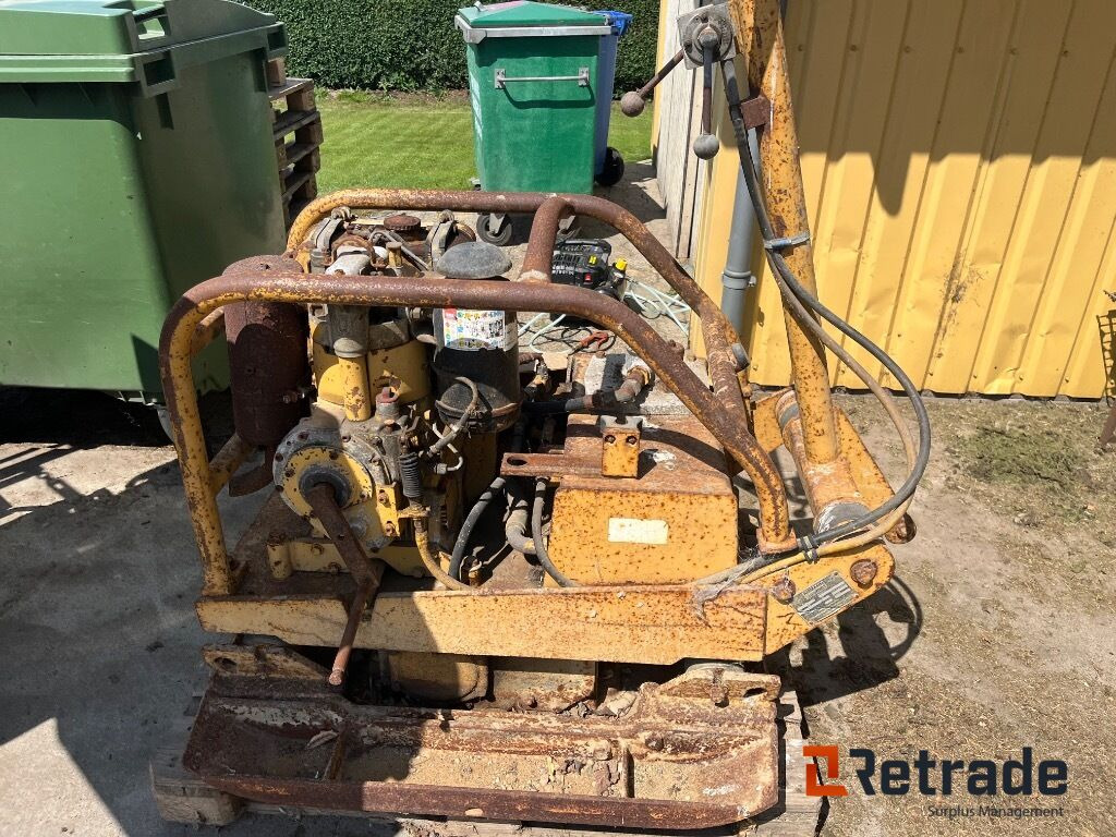 AMMANN DUOMAT pladestamper - Equipo de construcción: foto 2 AMMANN DUOMAT pladestamper - Equipo de construcción: foto 2