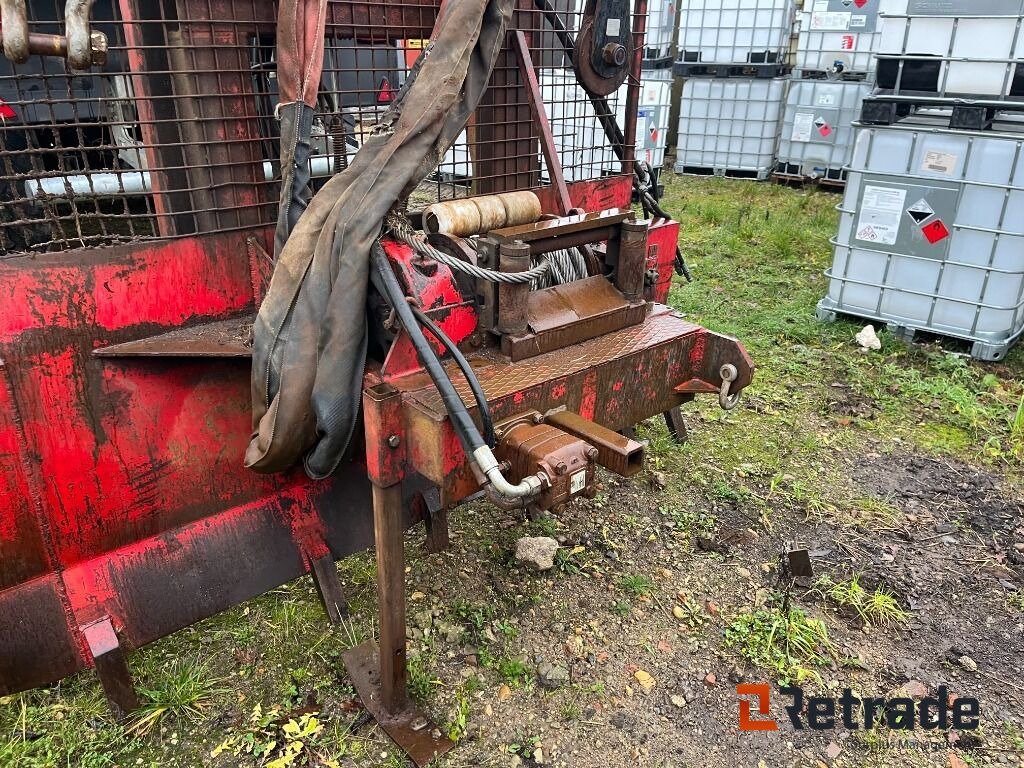 Forskelligt udstyr Kraftig skovspil Hydraulik - Cabrestante: foto 1 Forskelligt udstyr Kraftig skovspil Hydraulik - Cabrestante: foto 1