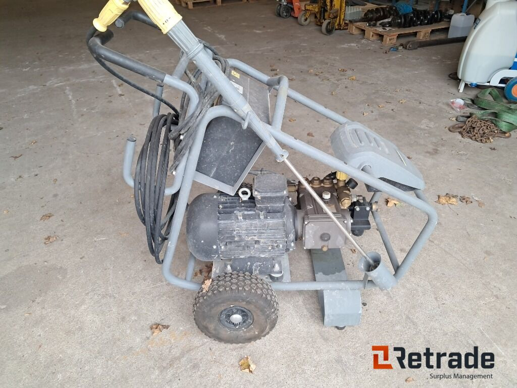 Højtrykrenser Kärcher Professional HD 20/15-4 - Hidrolimpiadora: foto 5 Højtrykrenser Kärcher Professional HD 20/15-4 - Hidrolimpiadora: foto 5