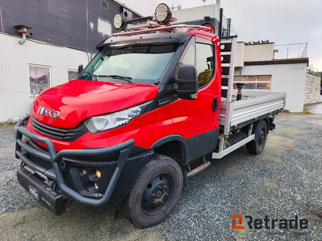 Volquete furgoneta IVECO Daily 70W, 4X4 Tipp og Kran: foto 1