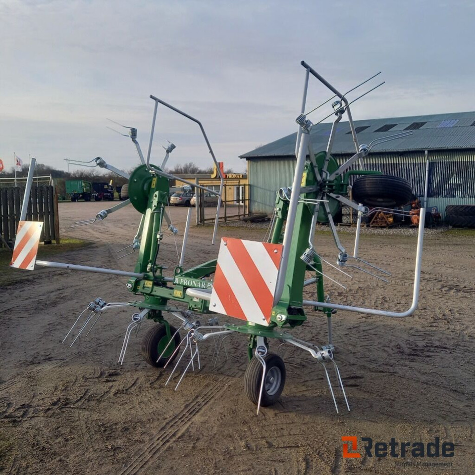 Pronar PWP 530 Vender/spreder. - Maquinaria agrícola: foto 5 Pronar PWP 530 Vender/spreder. - Maquinaria agrícola: foto 5