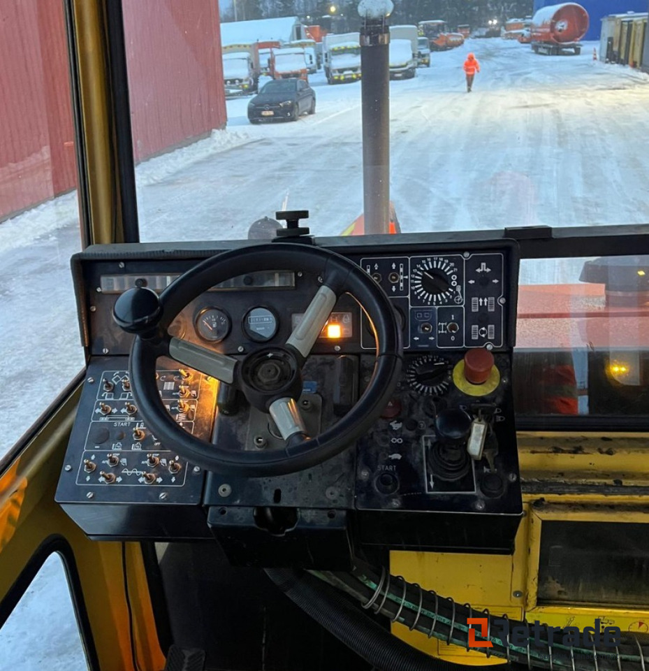 Maquinaria de construcción Dynapac  F121-6WD: foto 8