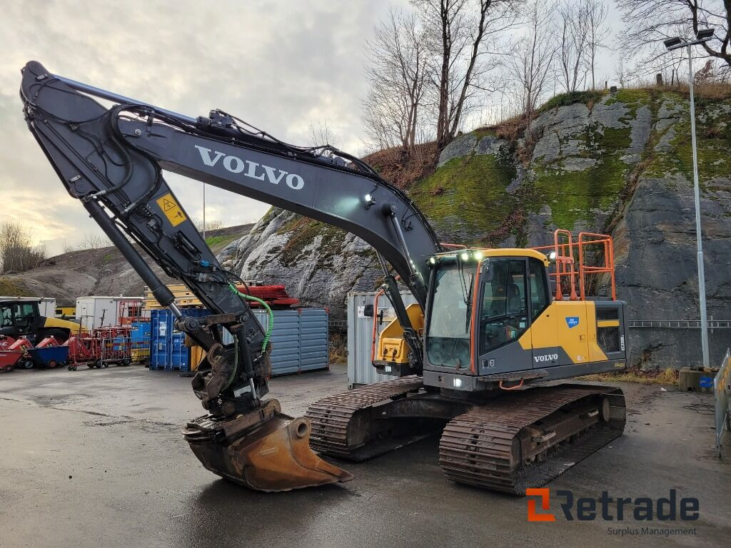 Grävmaskin Volvo EC220EL med grävsystem -2019 - Maquinaria de construcción: foto 1 Grävmaskin Volvo EC220EL med grävsystem -2019 - Maquinaria de construcción: foto 1
