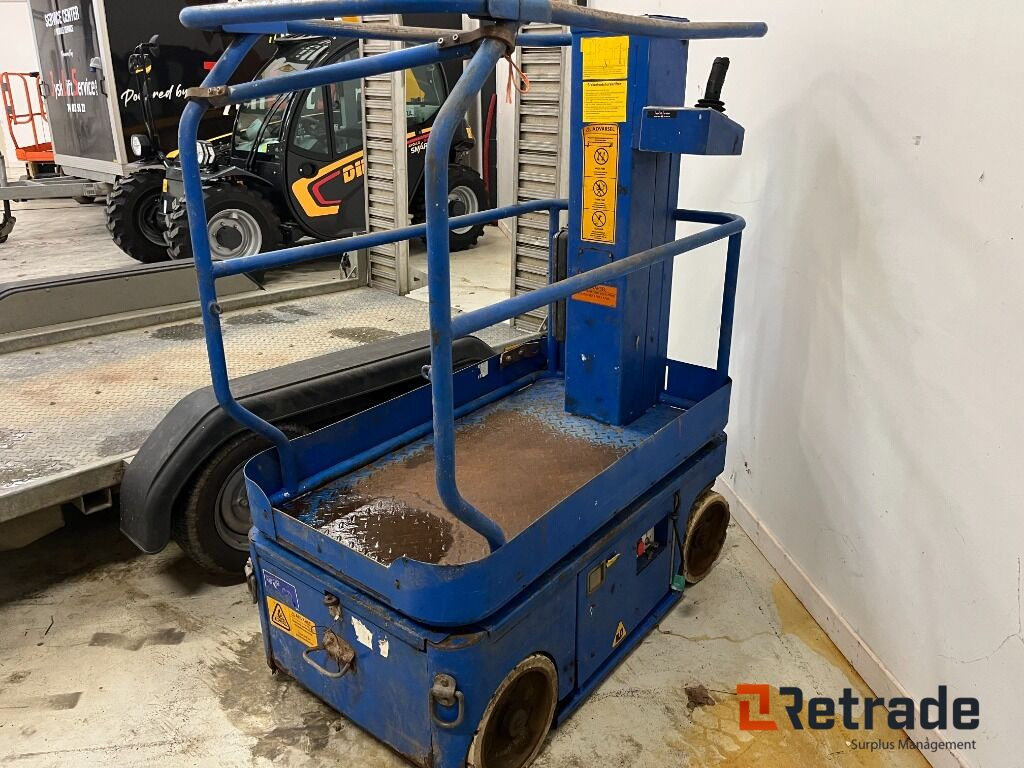 UpRight TM12 - 6meters lift - Maquinaria de construcción: foto 1 UpRight TM12 - 6meters lift - Maquinaria de construcción: foto 1