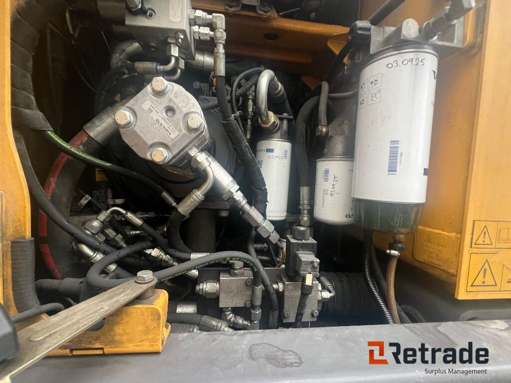 Maquinaria de construcción Wheel Loader Volvo EWR150E High Rail 3D: foto 23