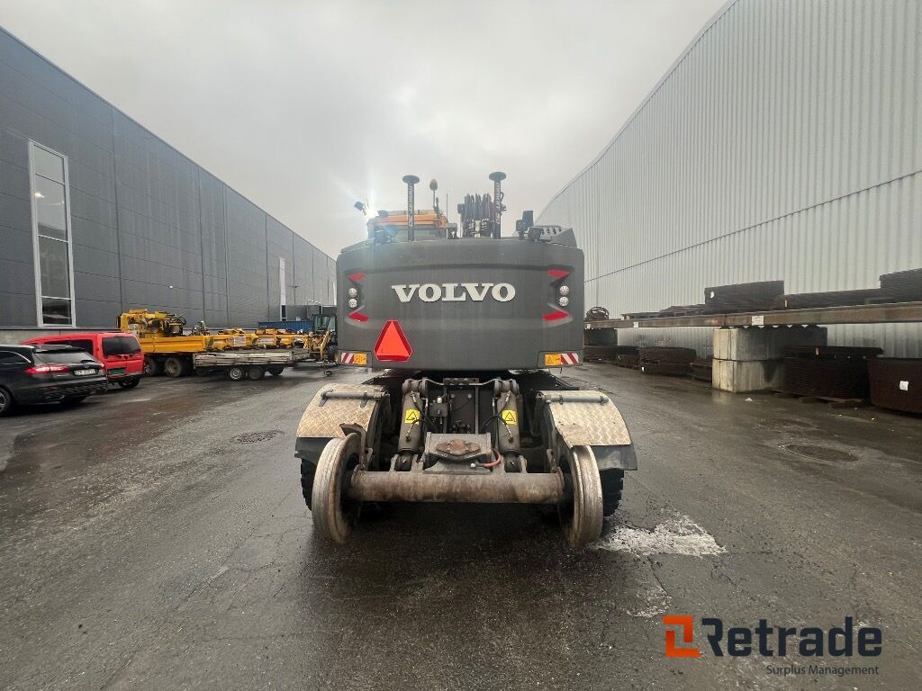 Maquinaria de construcción Wheel Loader Volvo EWR150E High Rail 3D: foto 6