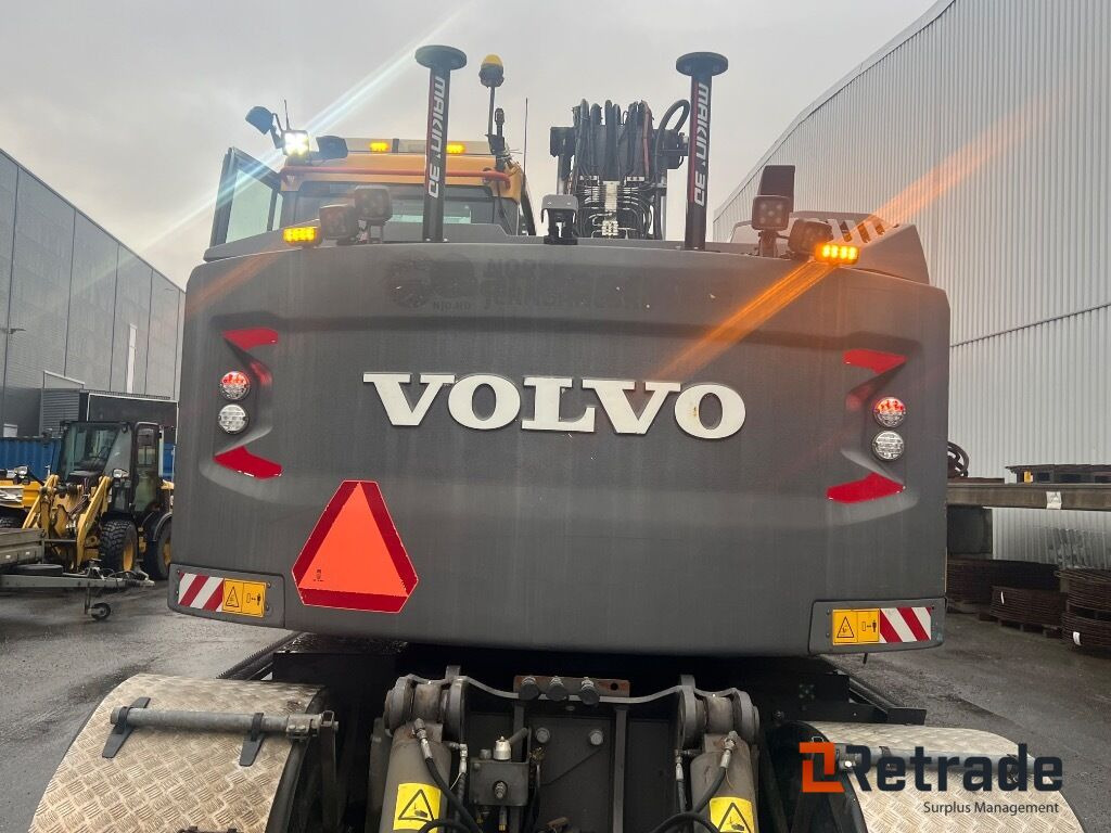 Maquinaria de construcción Wheel Loader Volvo EWR150E High Rail 3D: foto 10