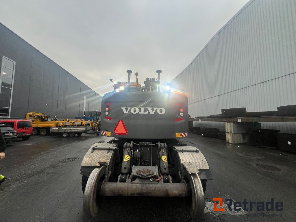 Maquinaria de construcción Wheel Loader Volvo EWR150E High Rail 3D: foto 11