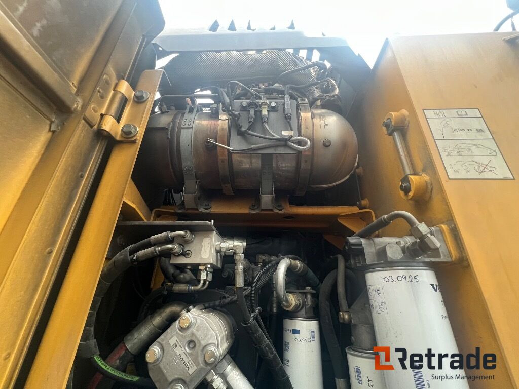 Maquinaria de construcción Wheel Loader Volvo EWR150E High Rail 3D: foto 24