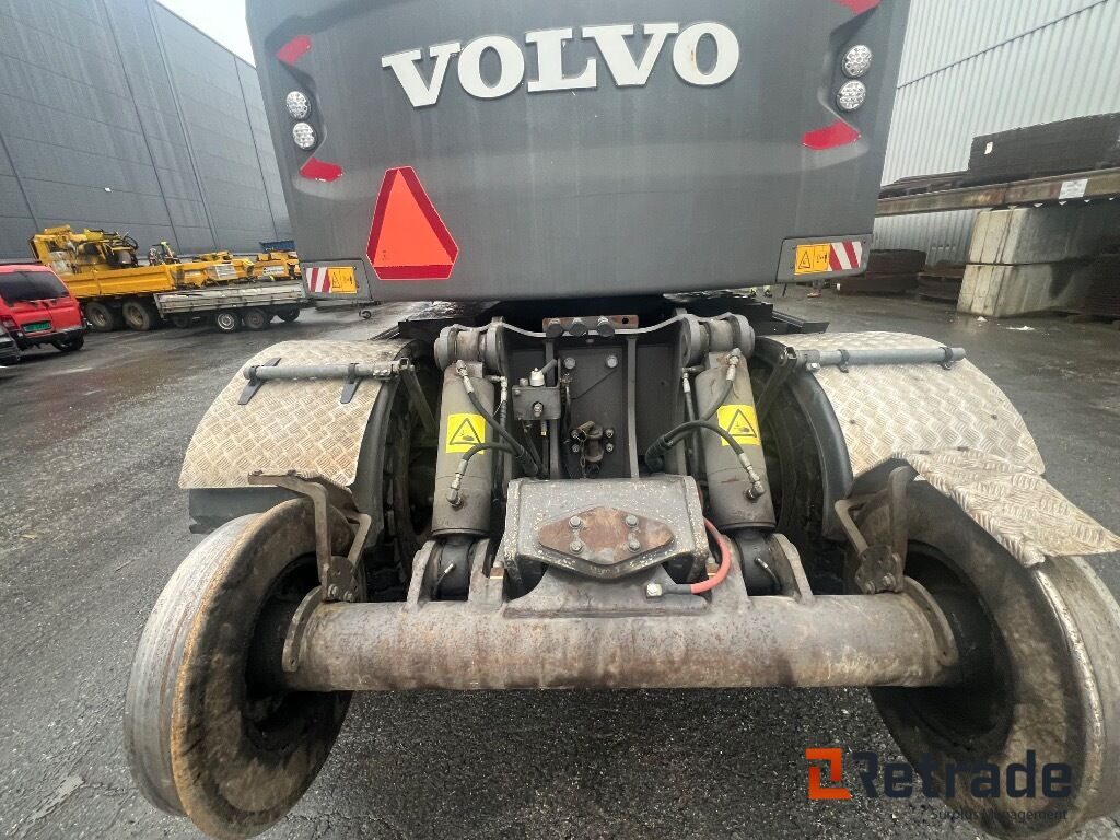 Maquinaria de construcción Wheel Loader Volvo EWR150E High Rail 3D: foto 18