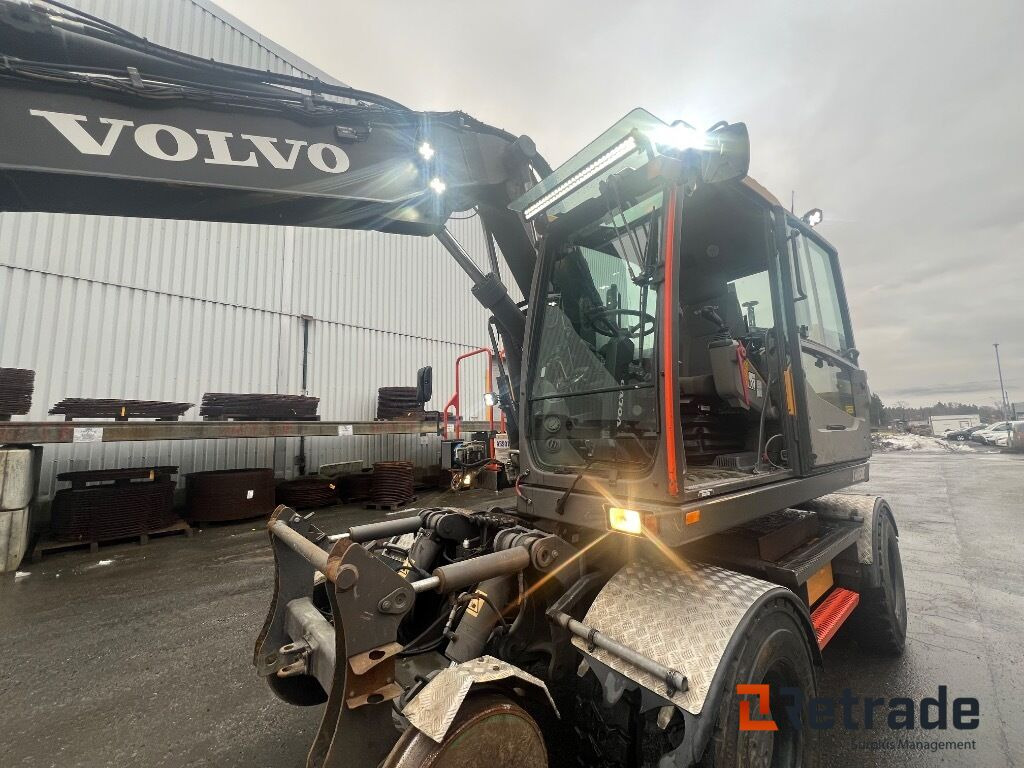 Maquinaria de construcción Wheel Loader Volvo EWR150E High Rail 3D: foto 34