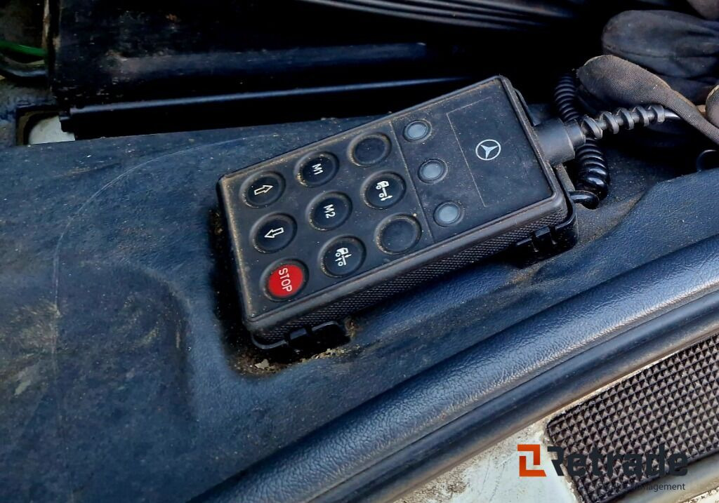 Camión caja abierta, Camión grúa Mercedes-Benz Atego 818L med 6 meter plan og kran: foto 14