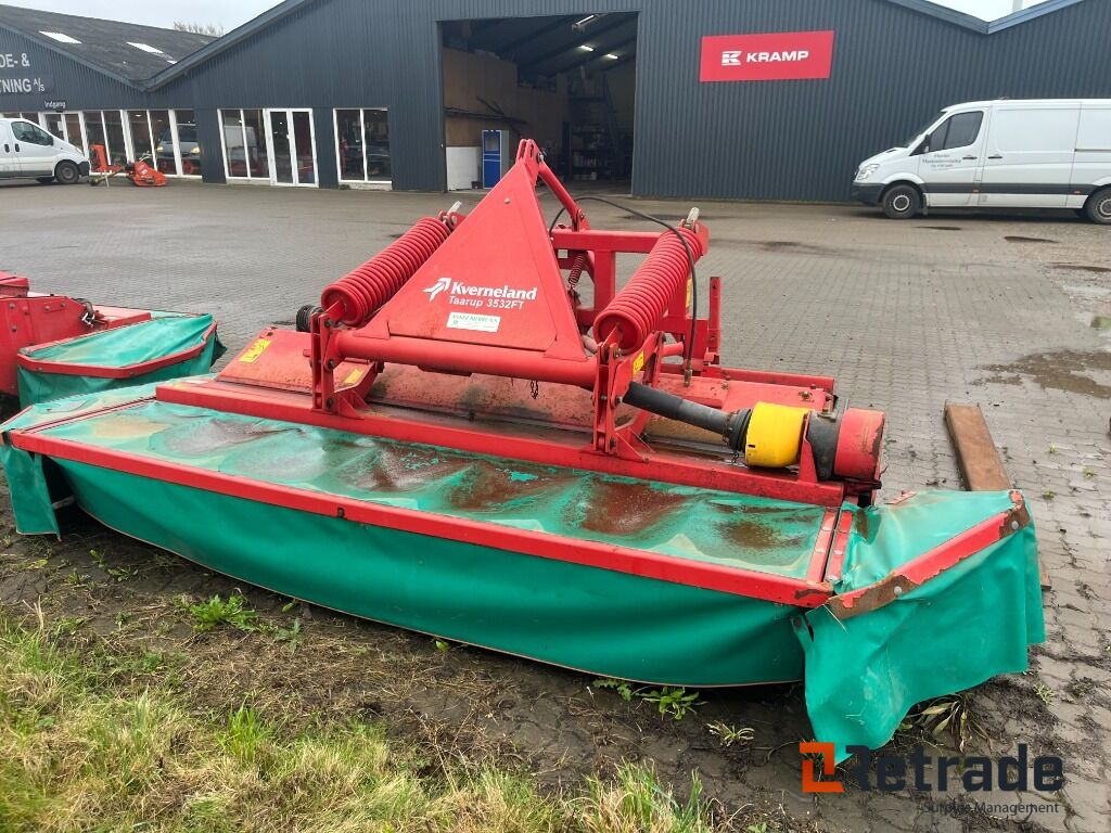 Slåmaskine Kverneland 3532 FT - MCF 08 Frontmonteret slåmaskine - Segadora: foto 2 Slåmaskine Kverneland 3532 FT - MCF 08 Frontmonteret slåmaskine - Segadora: foto 2