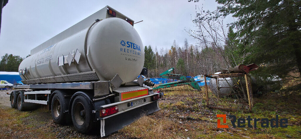 Slamsläp INTERCONSULT TFS2-28CR - Remolque cisterna: foto 2 Slamsläp INTERCONSULT TFS2-28CR - Remolque cisterna: foto 2