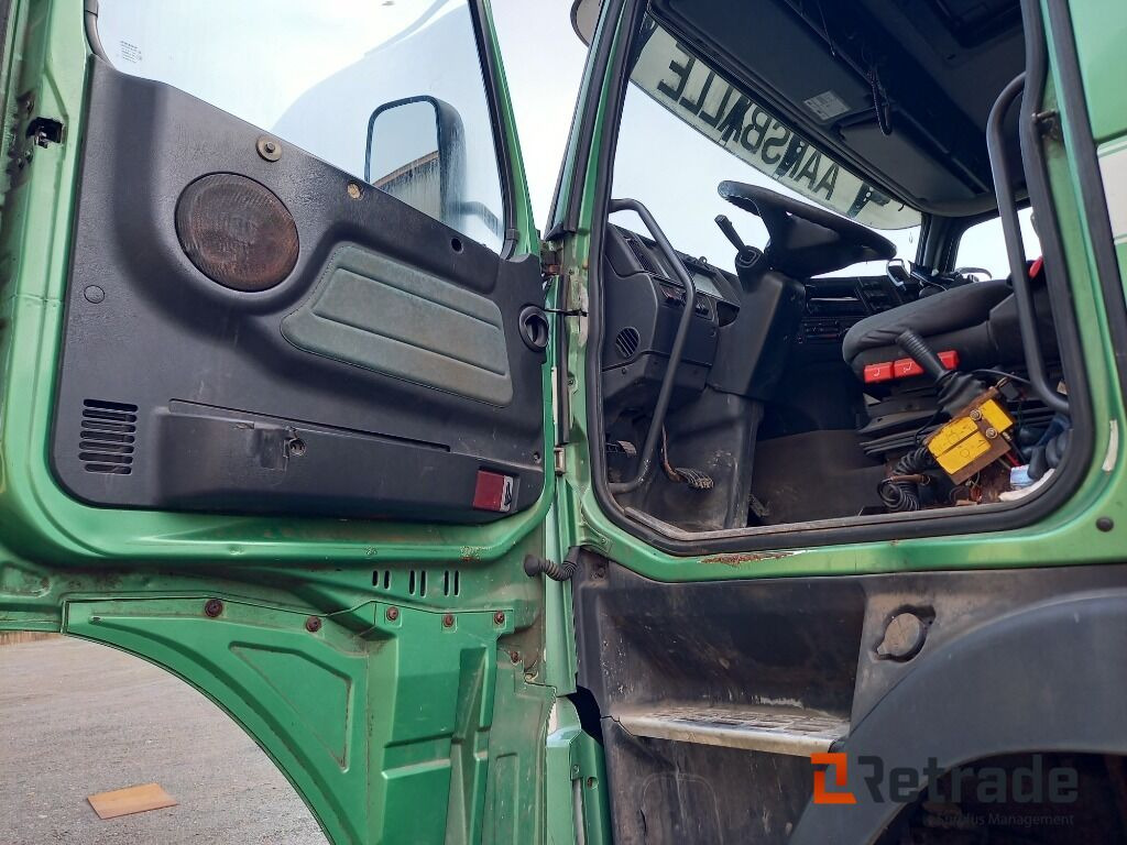 Volvo FH12,420 6x2 med container wire hejs og HMF kran. - Camión volquete: foto 5 Volvo FH12,420 6x2 med container wire hejs og HMF kran. - Camión volquete: foto 5