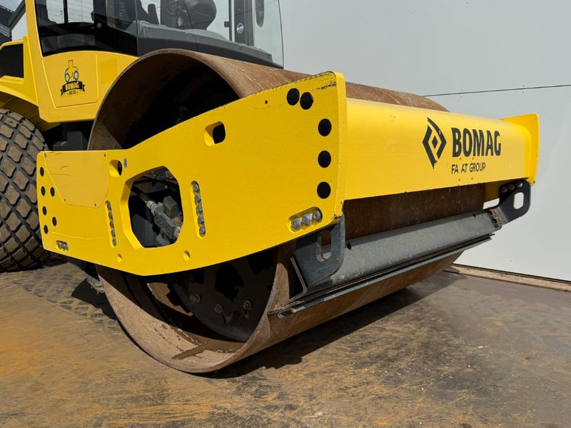 Rodillo Bomag BW211DH-5 - German Machine / Only 1311 Hours: foto 18