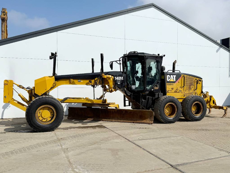 Cat 140M AWD 6x6 VHP Plus - Snowblade/ Ripper - Grader: foto 1 Cat 140M AWD 6x6 VHP Plus - Snowblade/ Ripper - Grader: foto 1