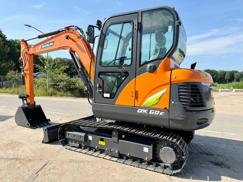 Doosan DX60E-10N - New / Unused / 2024 Model - Miniexcavadora: foto 3 Doosan DX60E-10N - New / Unused / 2024 Model - Miniexcavadora: foto 3