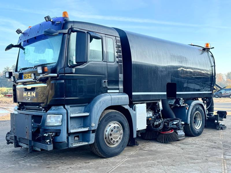 MAN MAN TGS18.320 - Dutch Sweeper Truck / Kehrwagen - Barredora vial: foto 1 MAN MAN TGS18.320 - Dutch Sweeper Truck / Kehrwagen - Barredora vial: foto 1