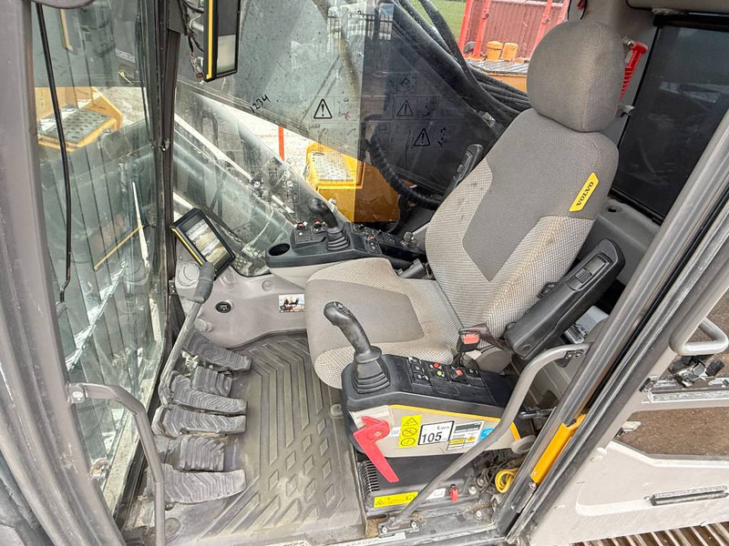 Excavadora de cadenas Volvo EC380EHR UHD - 24m / Hydr Undercarriage / Oilquick: foto 6