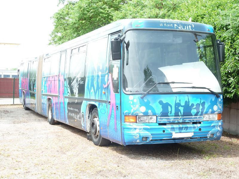 Volvo B10MAR400 - Autobús suburbano: foto 1 Volvo B10MAR400 - Autobús suburbano: foto 1
