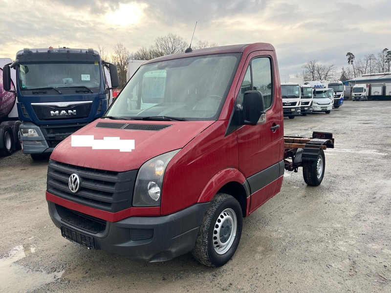 Volkswagen Crafter Fahrgestell 4x2 Euro 5 AHK (6) - Furgoneta: foto 1 Volkswagen Crafter Fahrgestell 4x2 Euro 5 AHK (6) - Furgoneta: foto 1