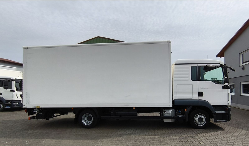MAN TGL 8.190 Koffer gFH AHK LBW Euro 6 4x2 (11) - Camión caja cerrada: foto 4 MAN TGL 8.190 Koffer gFH AHK LBW Euro 6 4x2 (11) - Camión caja cerrada: foto 4