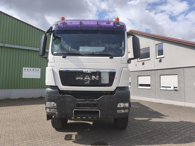 MAN TGS 26.400 6x6 GL Meiller Dreiseitenkipper Bordmatik Plane Euro - Camión volquete: foto 4 MAN TGS 26.400 6x6 GL Meiller Dreiseitenkipper Bordmatik Plane Euro - Camión volquete: foto 4
