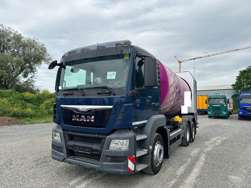 MAN TGS 28.320 - Camión de basura: foto 2 MAN TGS 28.320 - Camión de basura: foto 2