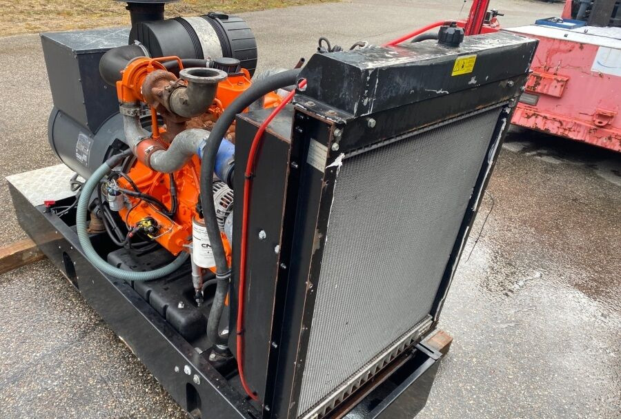 Diversen ECP34 2S4 - Iveco Engine,126kVA,New oils, filters, Mecc Alte ECP34 2S4 - Generador industriale: foto 5 Diversen ECP34 2S4 - Iveco Engine,126kVA,New oils, filters, Mecc Alte ECP34 2S4 - Generador industriale: foto 5