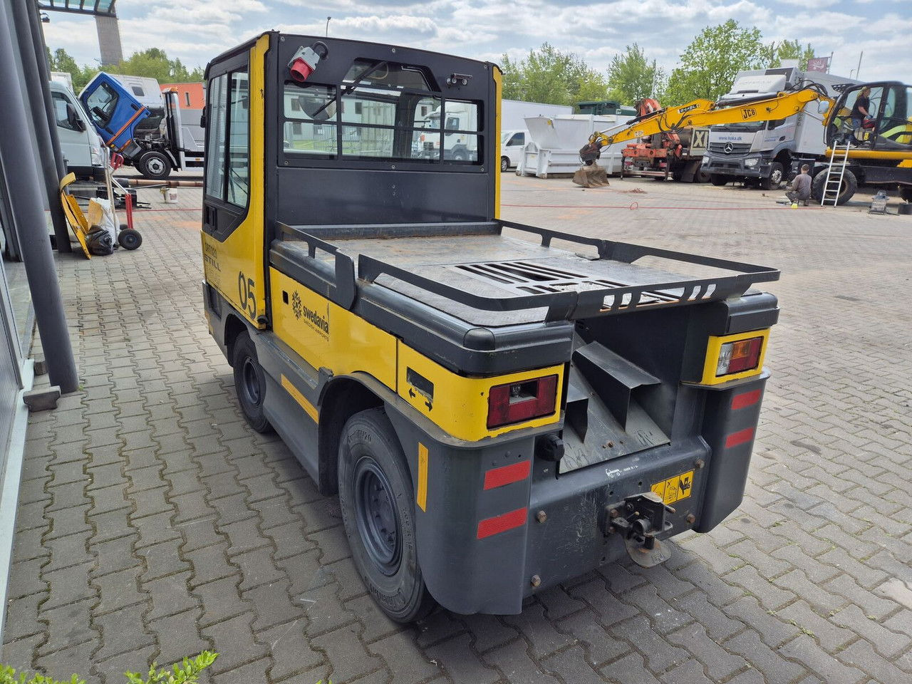 STILL R 07-25 , NO Battery , NEW Tires - Remolcadora: foto 3 STILL R 07-25 , NO Battery , NEW Tires - Remolcadora: foto 3