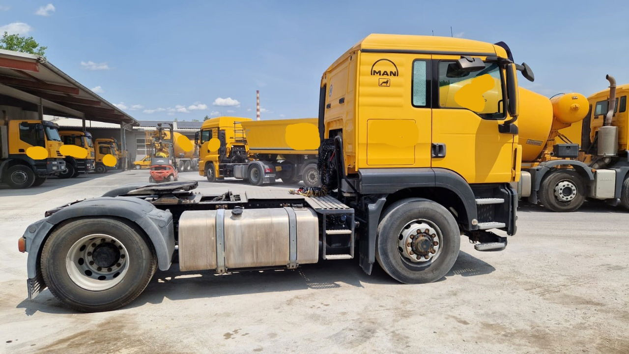 MAN 18.440 4x4 BLS tractor unit - tipp. hydraulics - Cabeza tractora: foto 3 MAN 18.440 4x4 BLS tractor unit - tipp. hydraulics - Cabeza tractora: foto 3