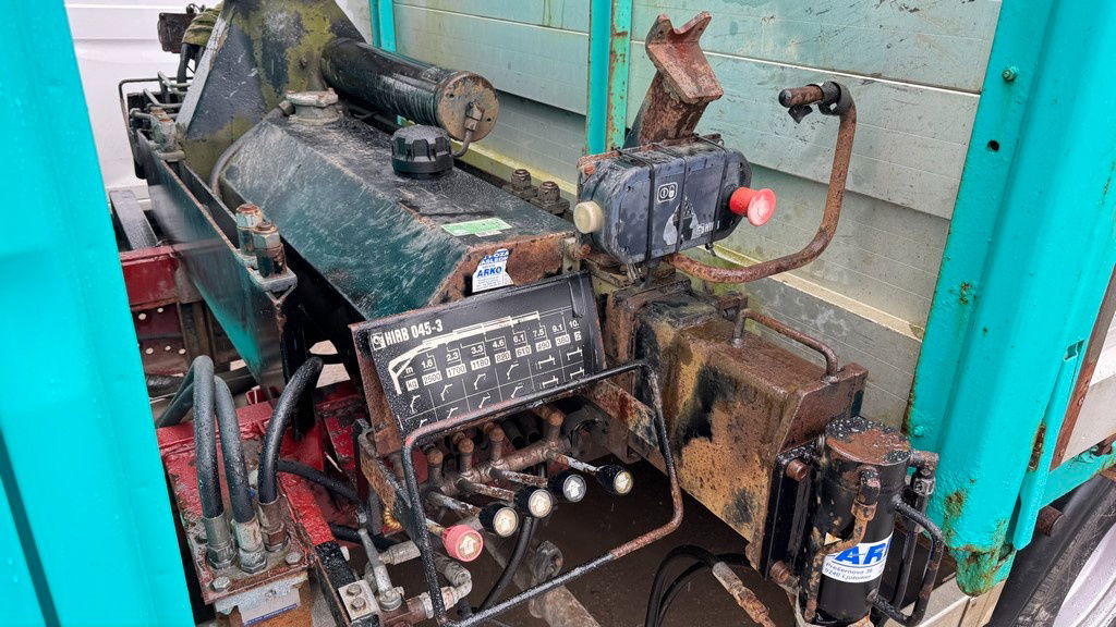 Caja abierta furgoneta Iveco Daily 65 C15 stake body - Hiab 045-3 - 7.5M: foto 30