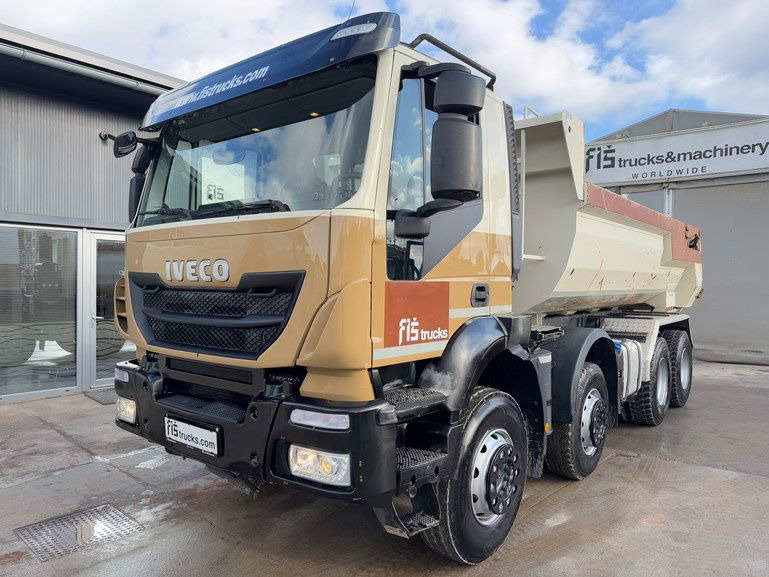Iveco Trakker AD340T41 8x4 mulda tipper - hydraulic back - Camión volquete: foto 1 Iveco Trakker AD340T41 8x4 mulda tipper - hydraulic back - Camión volquete: foto 1