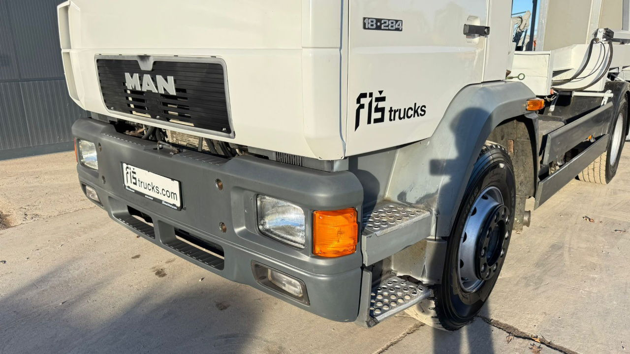 MAN 18.284 LK 4x2 absetz tipper - euro 2 - Camión portacontenedore/ Intercambiable: foto 2 MAN 18.284 LK 4x2 absetz tipper - euro 2 - Camión portacontenedore/ Intercambiable: foto 2