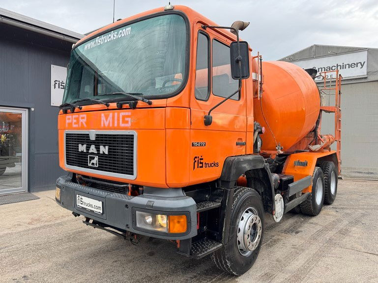 MAN 26.272 6x4 mixer - 7M3 - full spring - Camión hormigonera: foto 1 MAN 26.272 6x4 mixer - 7M3 - full spring - Camión hormigonera: foto 1
